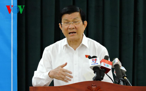 ປະທານປະເທດເຈືອງເຕິ໋ນຊາງພົບປະກັບຜູ້ມີສິດເລືອກຕັ້ງນະຄອນໂຮ່ຈີມິນ